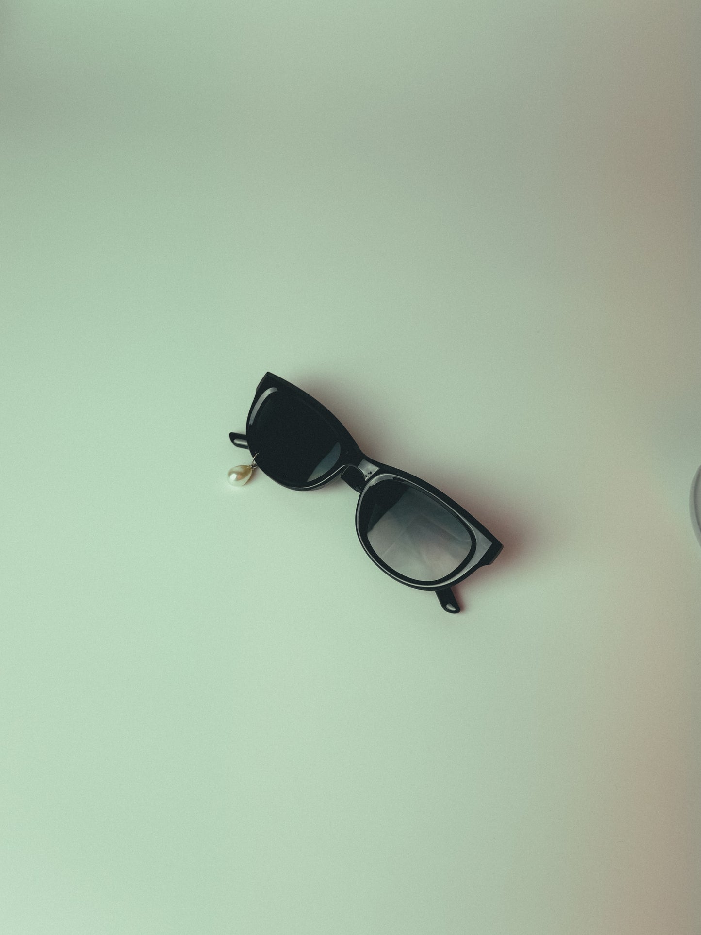 KIMHEKIM Pearl Tears Acetate Sunglasses