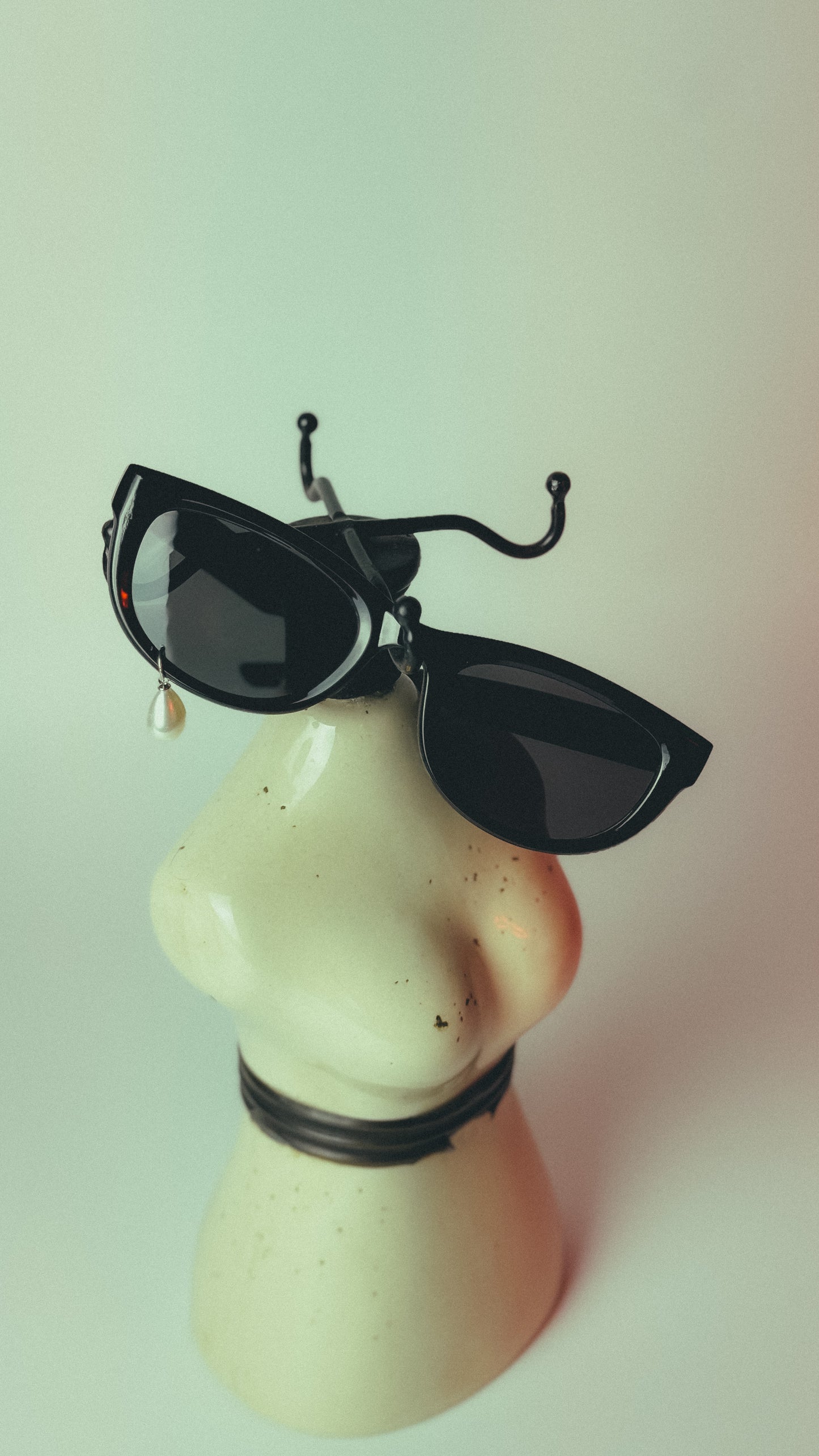 KIMHEKIM Pearl Tears Acetate Sunglasses