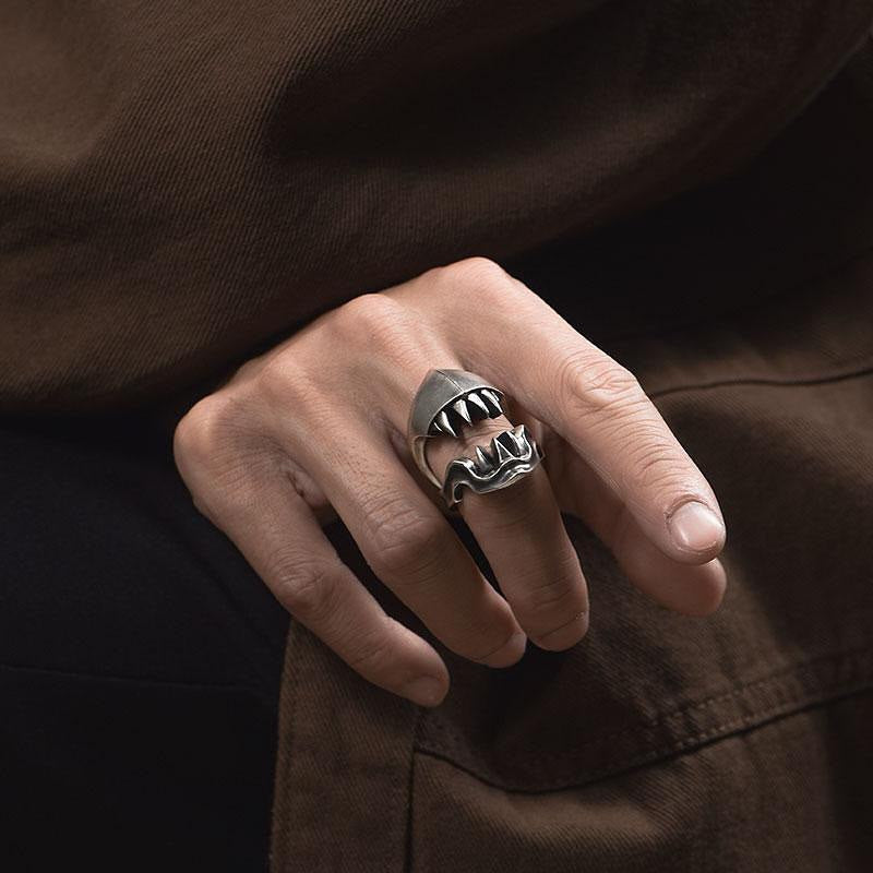 Alien fangs ring (s925)