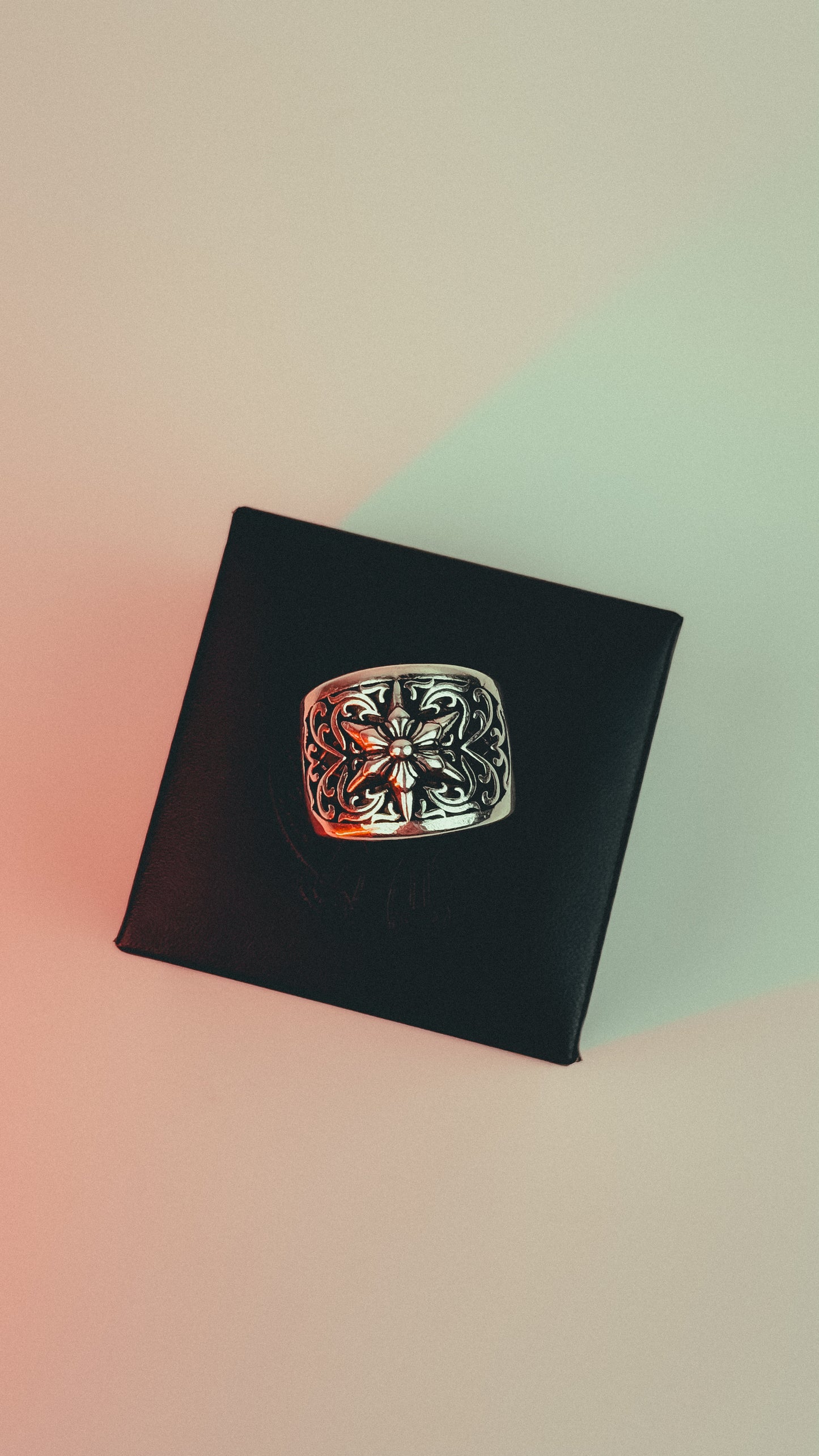 CHROME HEARTS OVAL STAR RING – CLASSIC (s925)