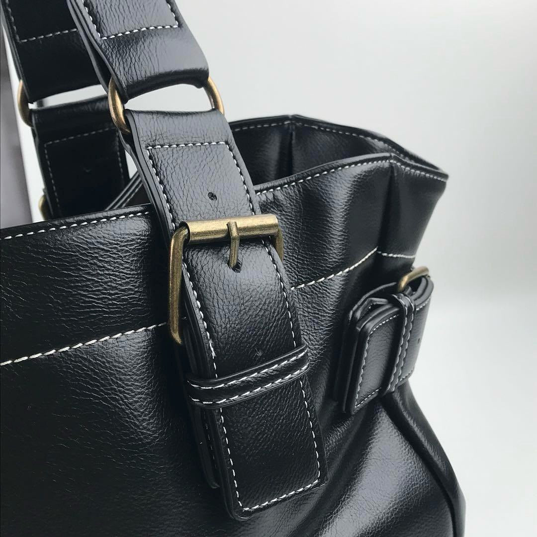 Auth Vivienne westwood black leather tote bag