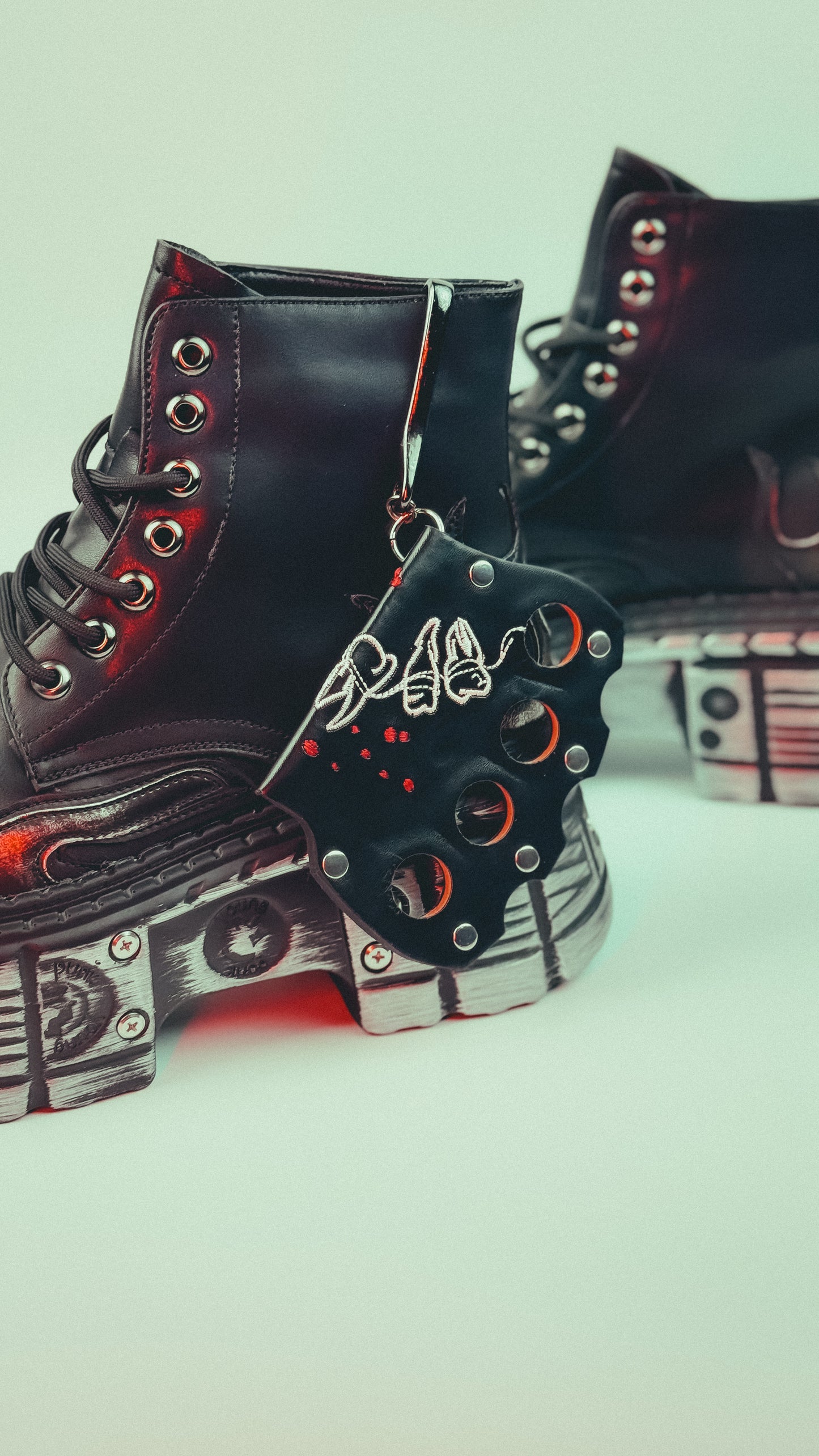 New Rock M-285-S1 Cyber Flame Platform Derby