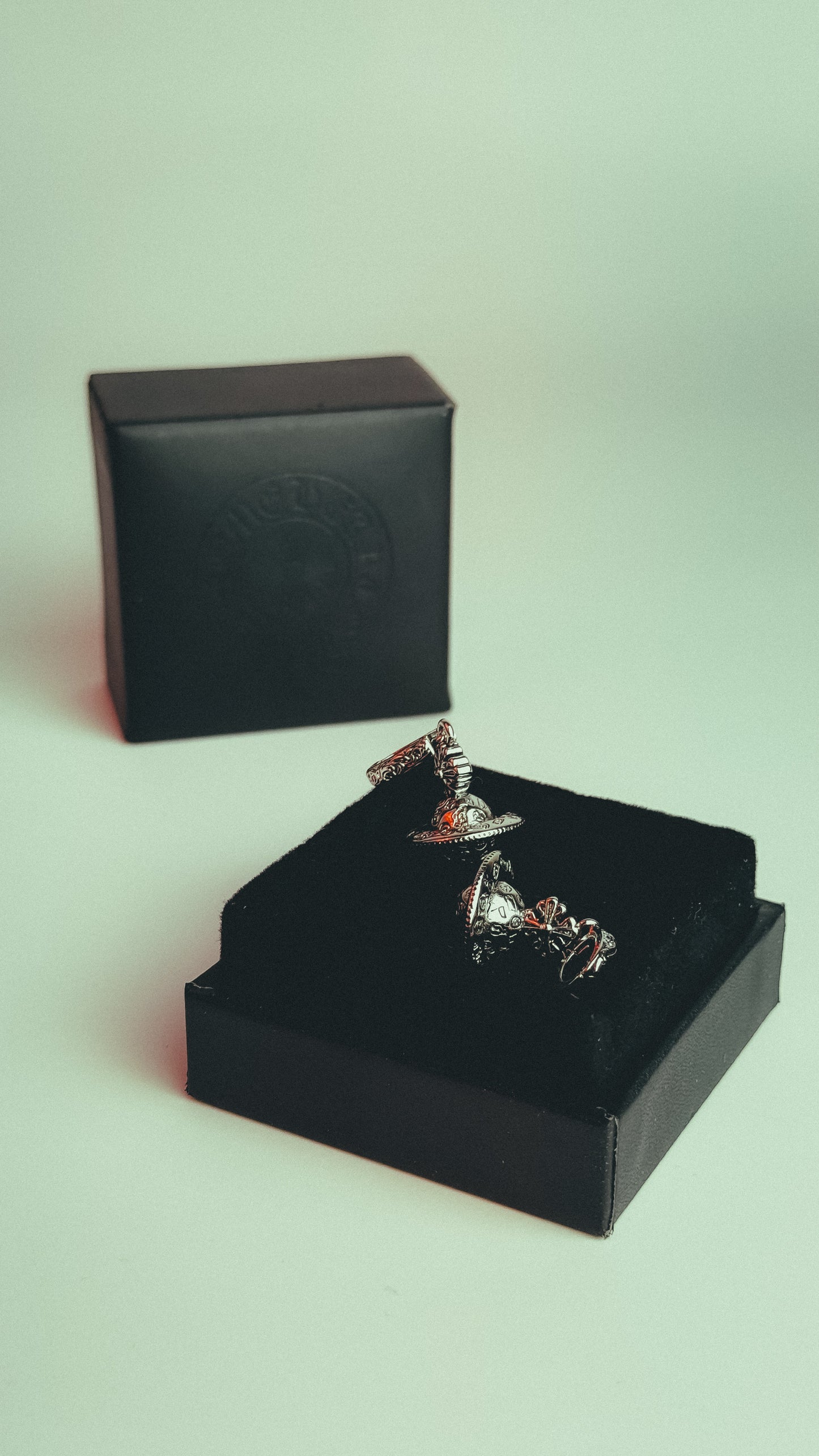 chrome hearts x vivienne westwood orb (Silver 925)