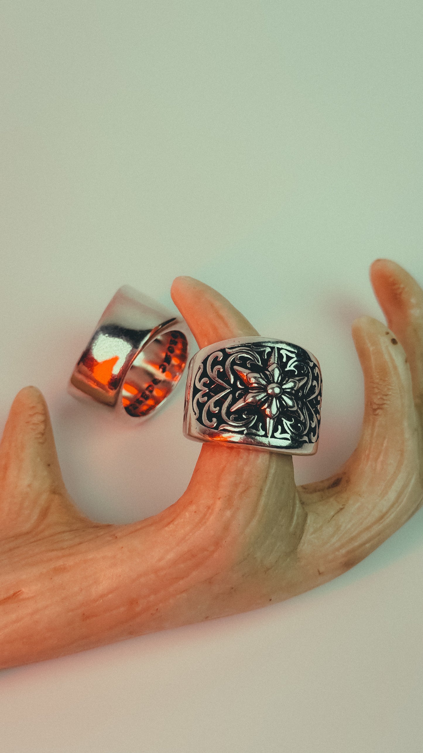 CHROME HEARTS OVAL STAR RING – CLASSIC (s925)