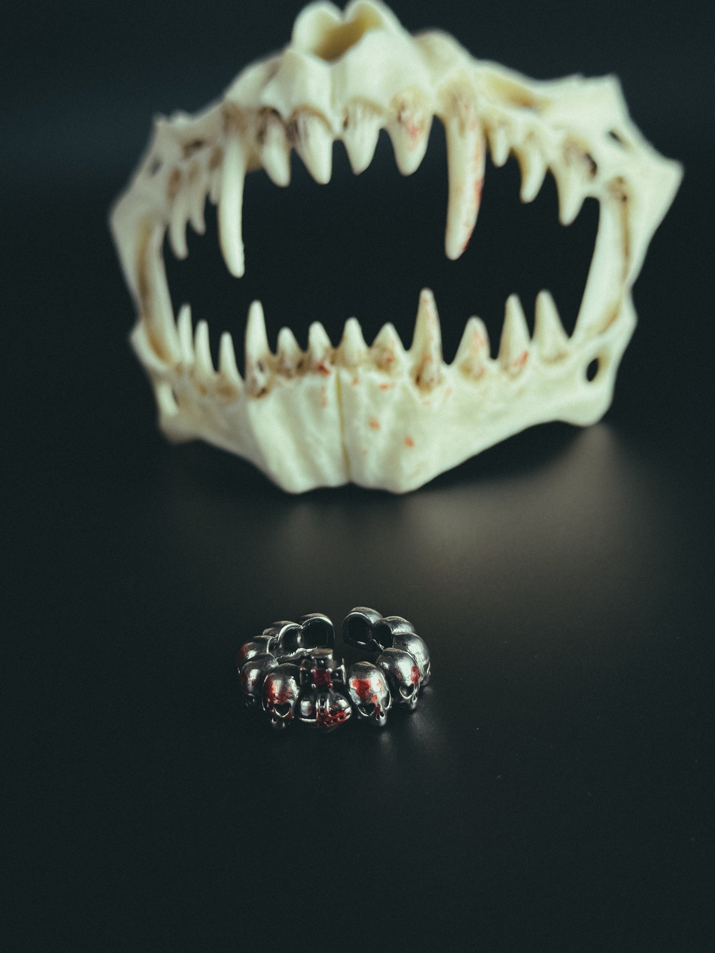 Skulls ring from vivienne westwood ( silver 295 )