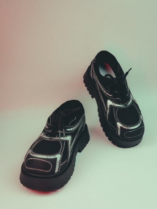 Straye shoes