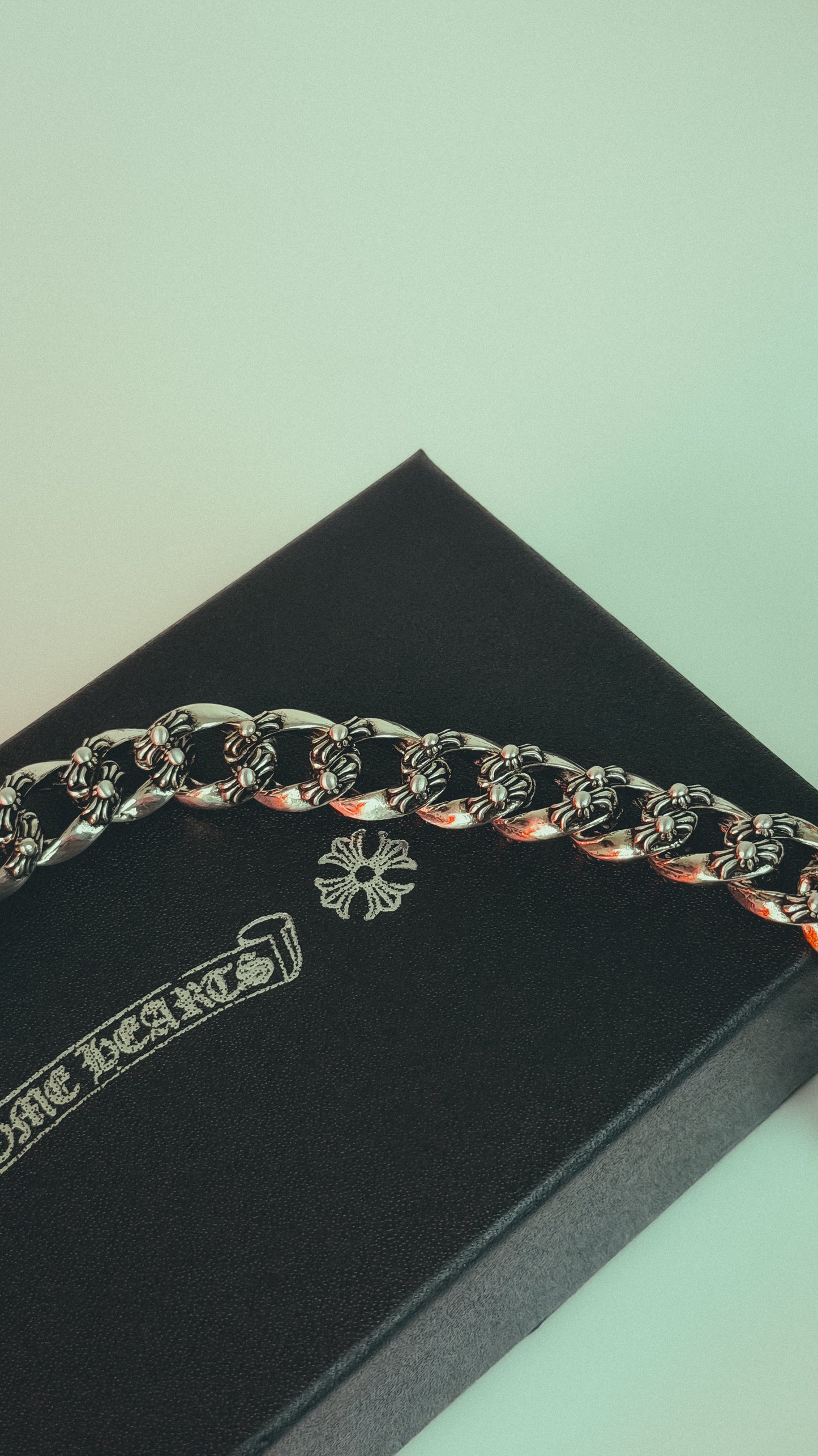 HEART FLORAL FANCY ID BRACELET.