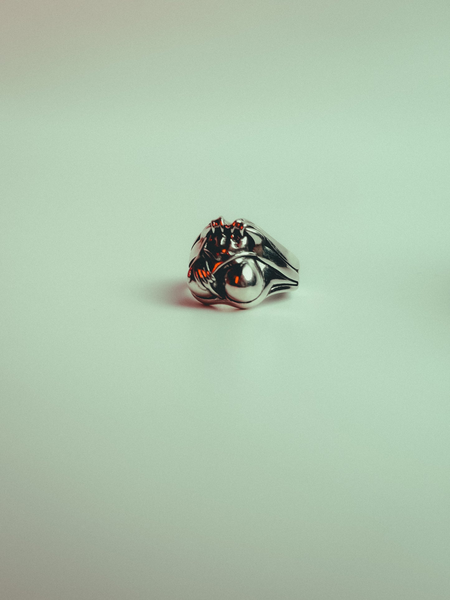 Nude Ring