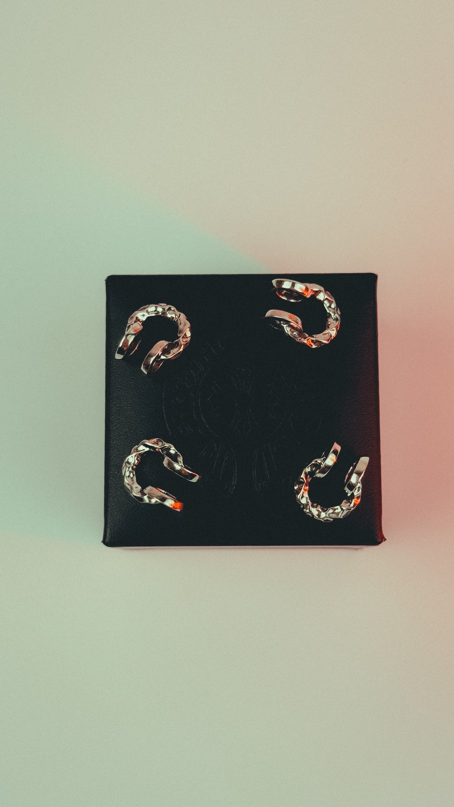 Vintage Silver earrings (بدون ثقب)