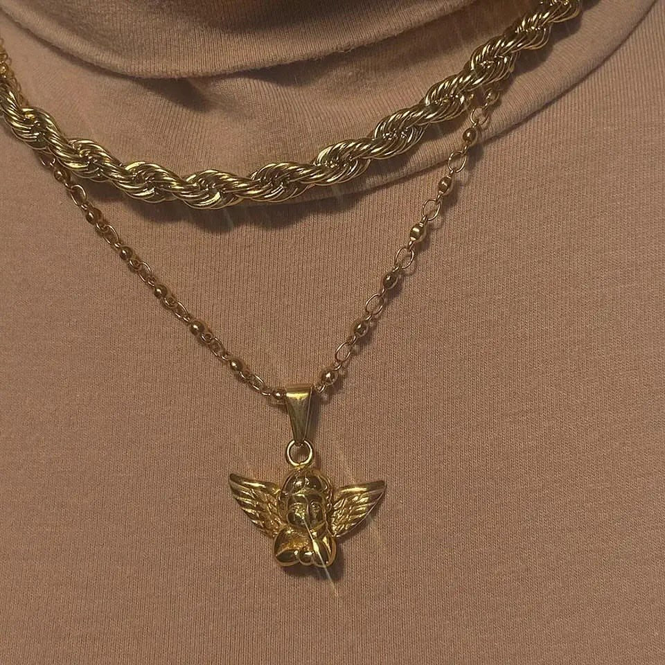 Vintage 90s gold necklace