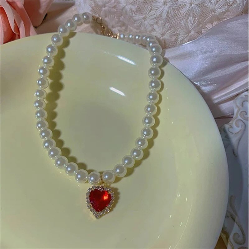 Red Crystal Heart Pendant Necklaces