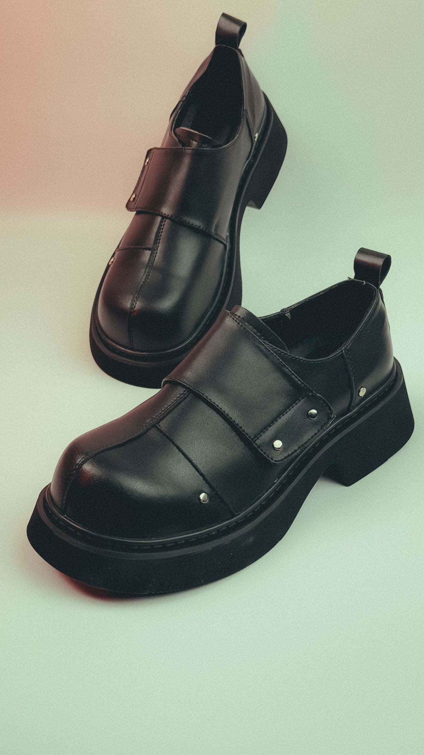 MILO RIVET PLATFORM LOAFERS