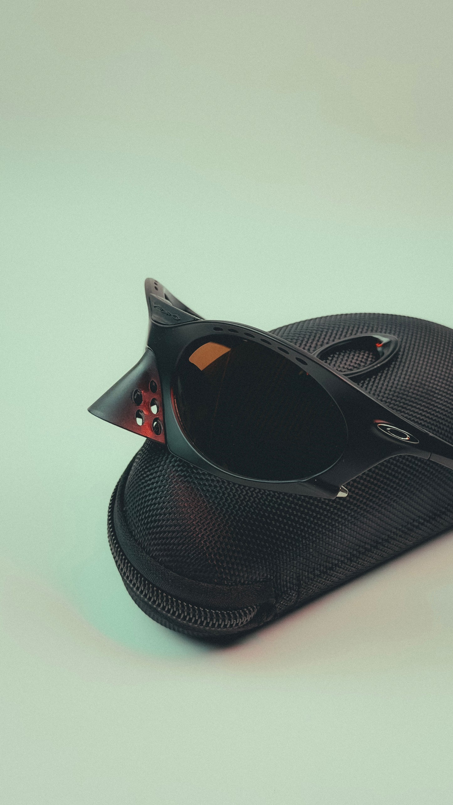 Original Oakley Plantaris Sunglasses