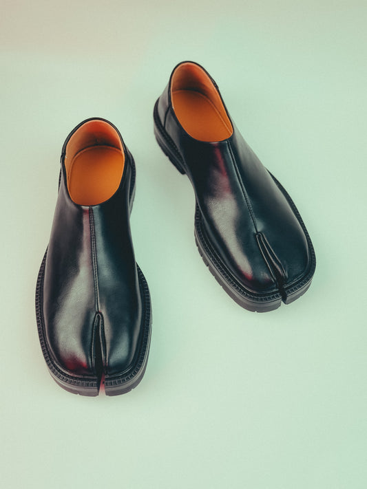 Tabi shoe form Maison Margiela Real Lather CowHide