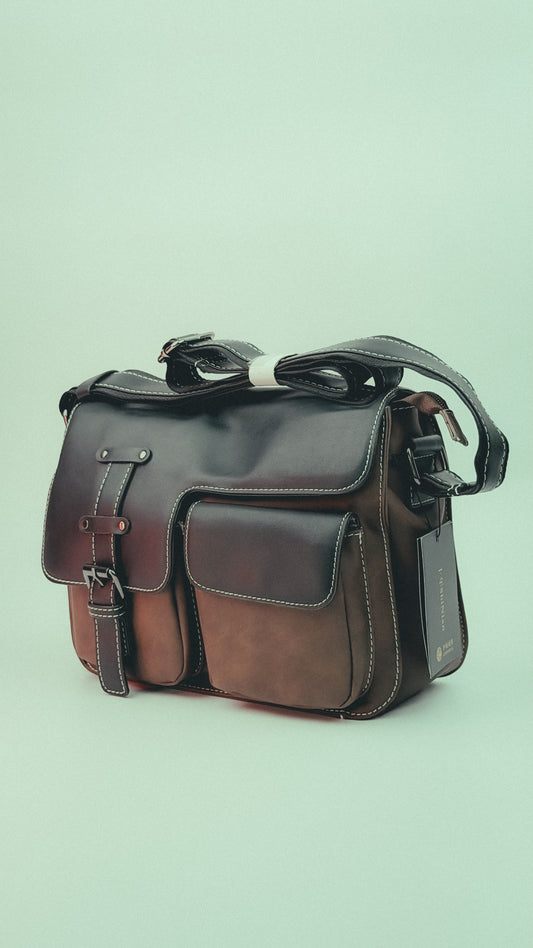 Vintage Leather Messenger Bag for Men and women