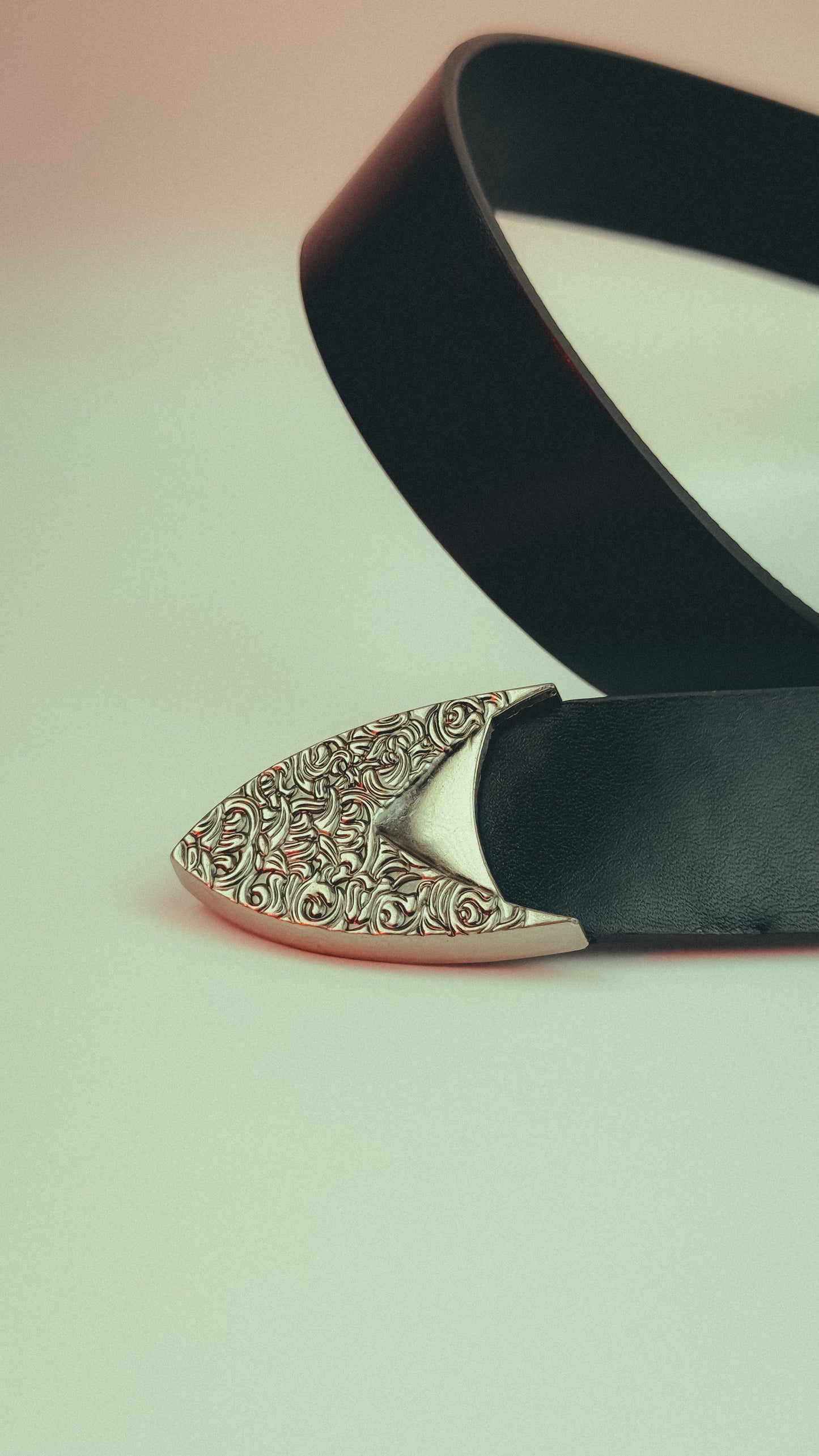 Vintage Knuckle Buckle Leather Belt