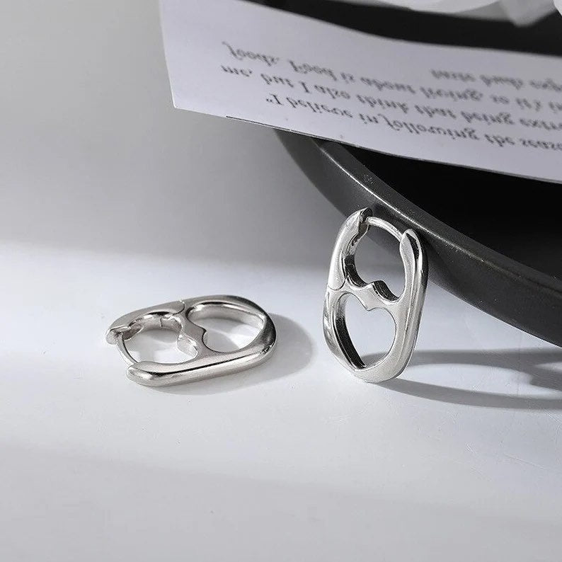 pair silver heart hoop earring