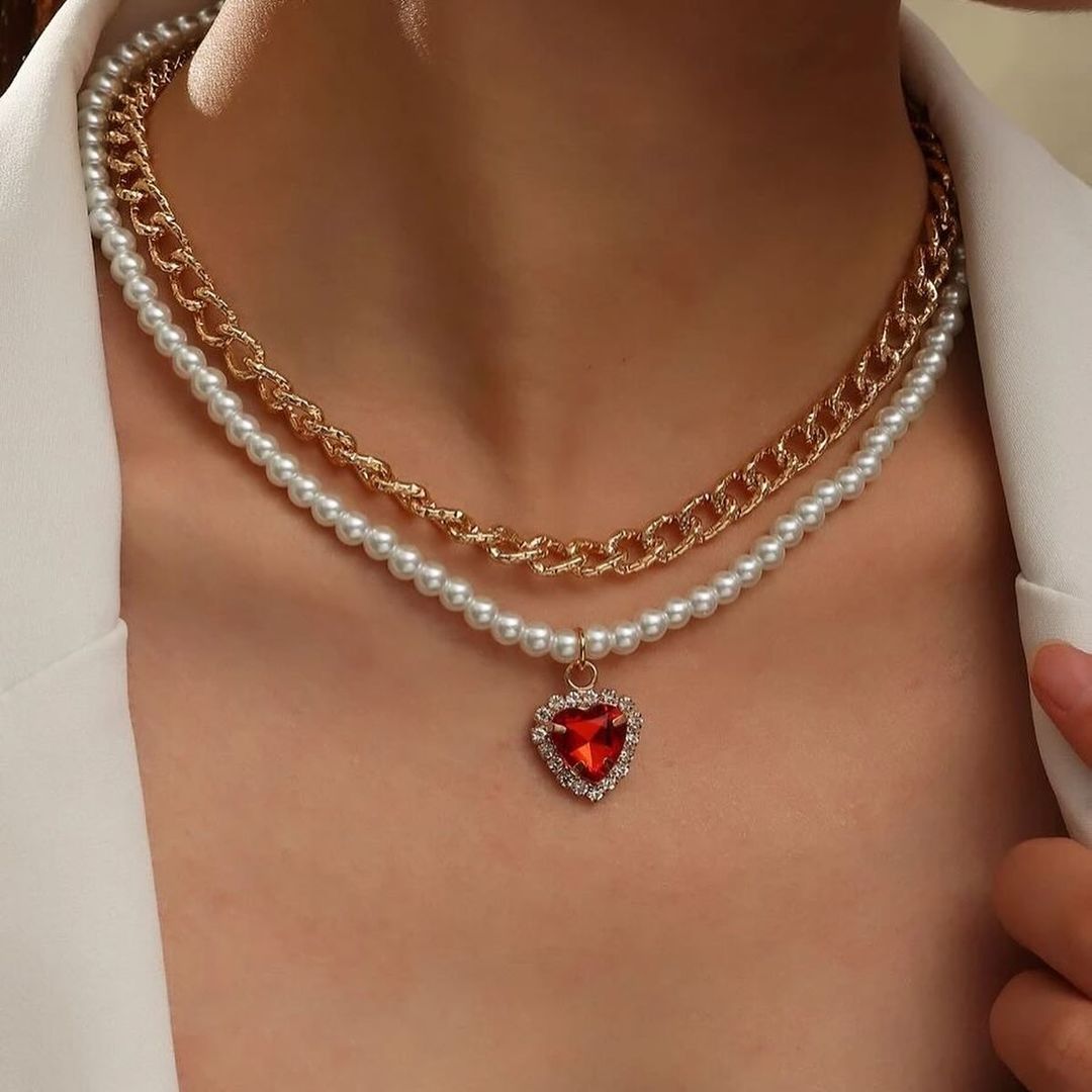 Red Crystal Heart Pendant Necklaces